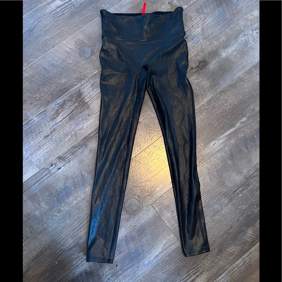 Spanx faux leather leggings - Picture 2 of 5
